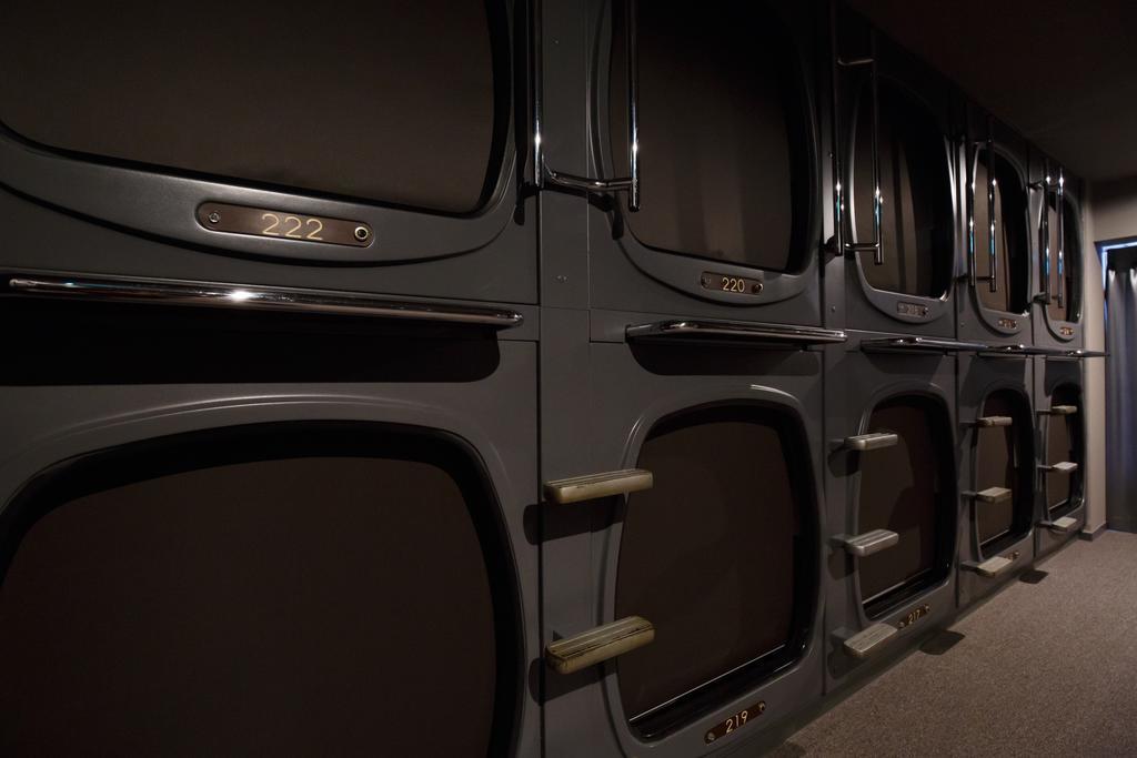 The Nell Ueno Okachimachi Capsulehotel Tokio